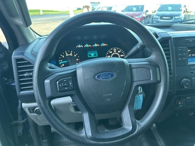 Used 2016 Ford F-150 XL 4D SuperCrew