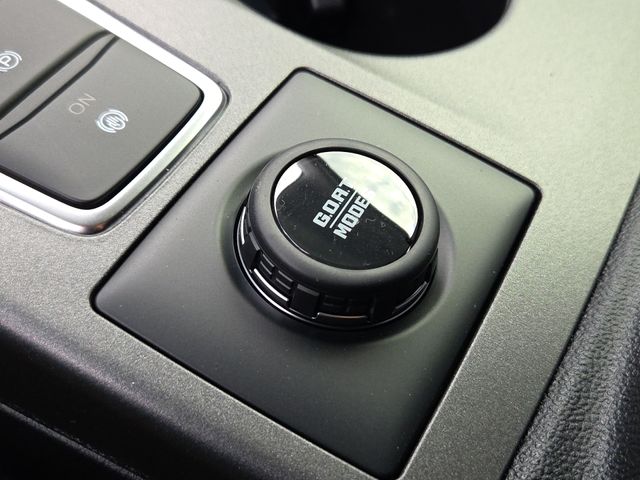 New 2025 Gray Ford Outer Banks image 24