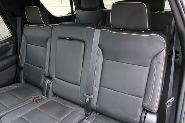 Used 2023 Black GMC SLT image 23