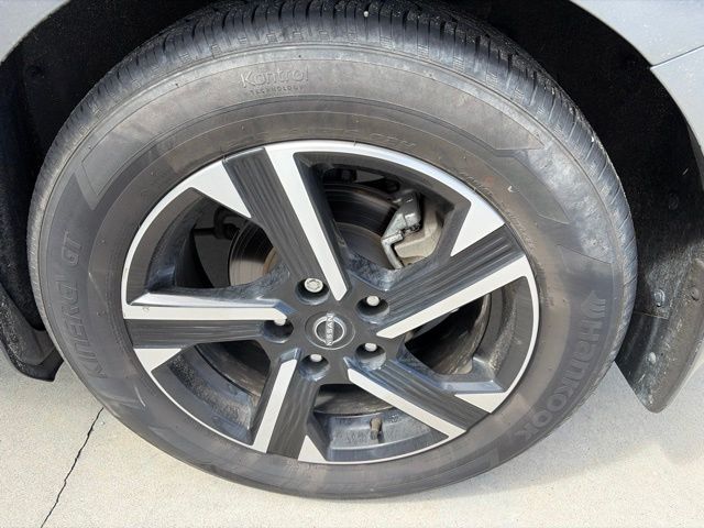 2024 Gun Metallic Nissan Sentra SV FWD Sedan