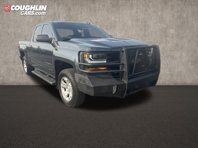 Gray (Graphite Metallic) 2017 Chevrolet Silverado 1500 Pickup Truck Four-Wheel Drive 6-Speed Automatic Overdrive