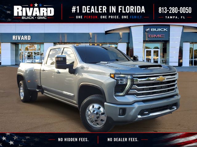 Sterling Gray Metallic 2025 Chevrolet Silverado 3500HD High Country Crew Cab 4WD Pickup Truck Four-Wheel Drive Automatic