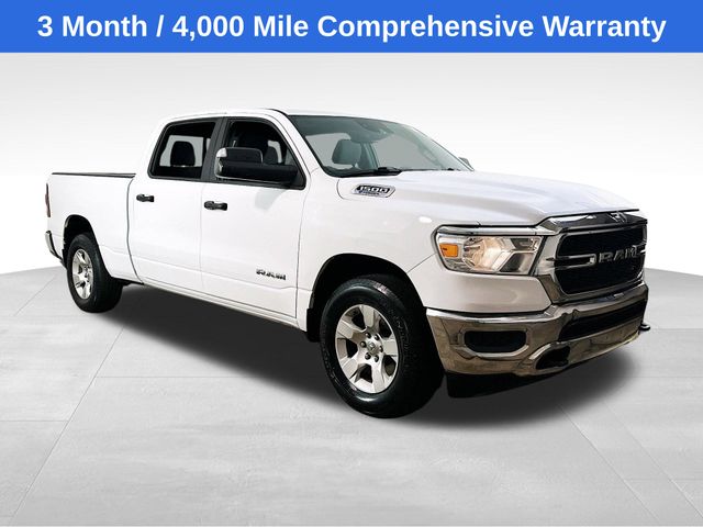Bright White Clearcoat 2022 RAM 1500 Tradesman Crew Cab 4WD Pickup Truck Four-Wheel Drive 8-Speed Automatic