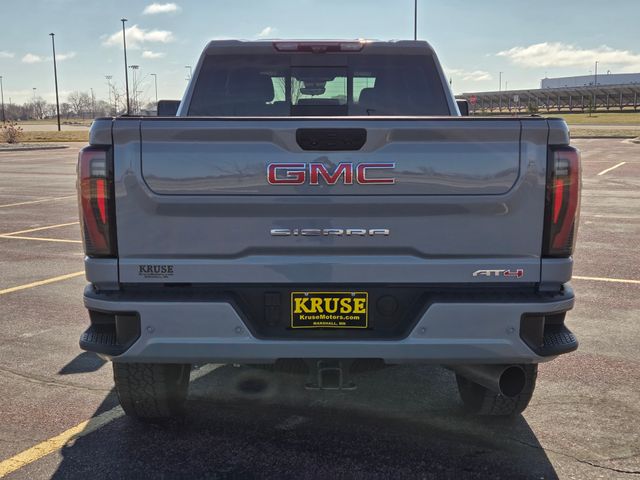 2025 GMC Sierra 2500HD AT4