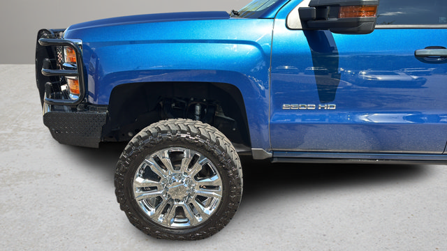Used 2019 Blue Chevrolet Work Truck image 38
