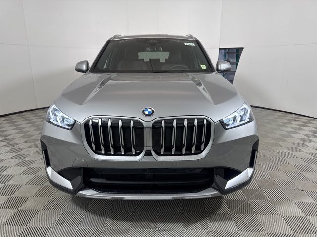 New 2026 Silver BMW xDrive28i image 2