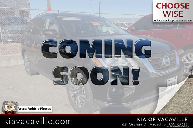 2019 Nissan Pathfinder SV 4WD's photo