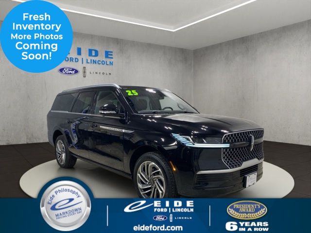 2025 Lincoln Navigator L Reserve 4WD