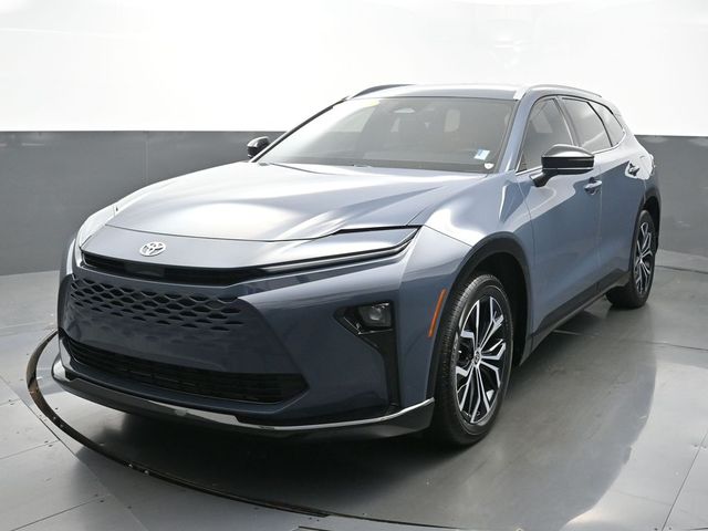 2025 Toyota Crown Signia XLE AWD