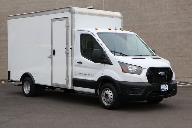 2022 Ford Transit-350 Base 21