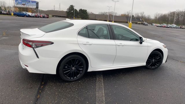 2021 Toyota Camry SE 8