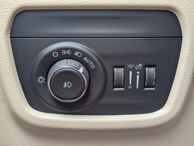 2026 Jeep Grand Cherokee L Limited 4x2