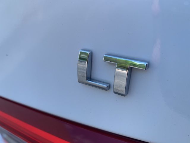 2023 Chevrolet Malibu LT photo