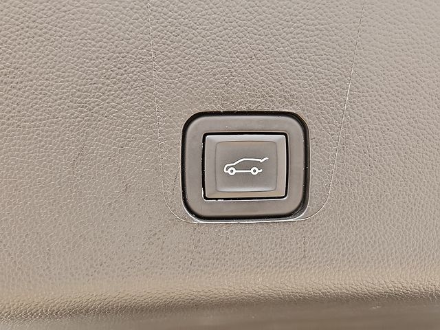 Used Car 2023 Chevrolet Traverse  Rs For Sale Under $40,000 In Plainview, Texas