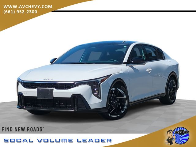 Snow White Pearl 2025 Kia K4 Sedan Front-Wheel Drive Continuously Variable Transmission