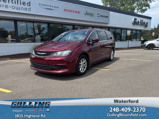 Velvet Red Pearlcoat 2017 Chrysler Pacifica Minivan Front-Wheel Drive 9-Speed Automatic