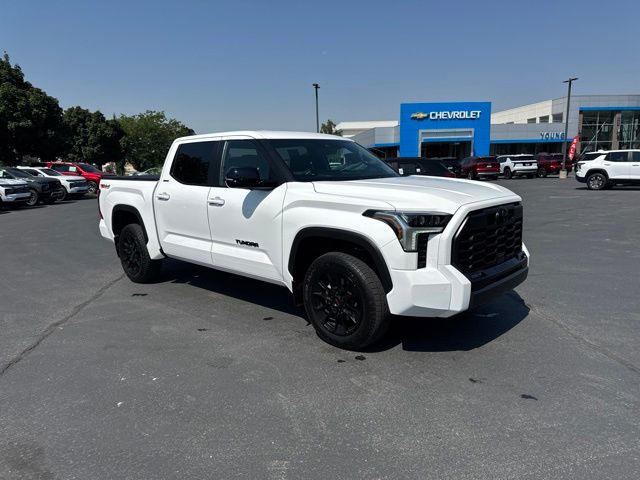 2025 Toyota Tundra Limited CrewMax Cab 4WD