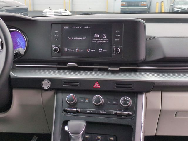 used 2023 Kia Carnival car, priced at $26,411