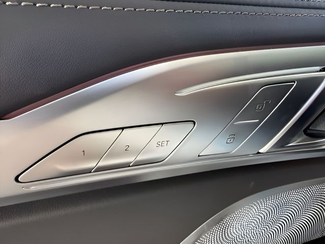 2026 BMW 8 Series 840i - Photo 17