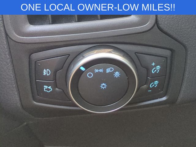 Used 2016 Black Ford SE image 19