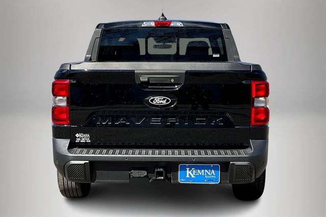 View vehicle photo 4