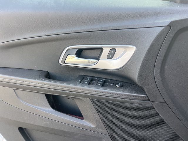 Used 2017 Silver Chevrolet LS image 6