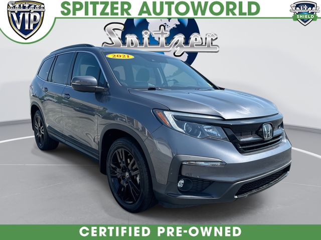 Gray 2021 Honda Pilot SE FWD SUV / Crossover Front-Wheel Drive 9-Speed Automatic