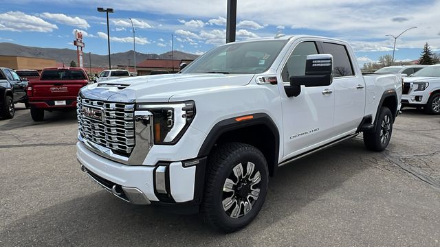 2024 GMC Sierra 2500HD Denali 7