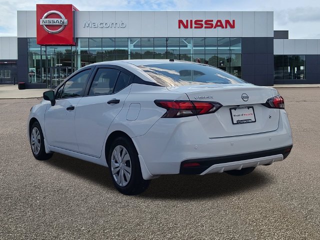Used 2025 Nissan Versa Sedan