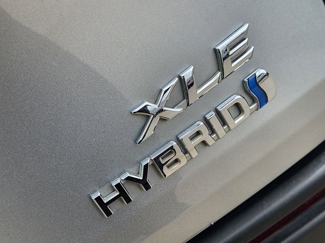 2021 Toyota Sienna XLE Silver at Monument Chevrolet