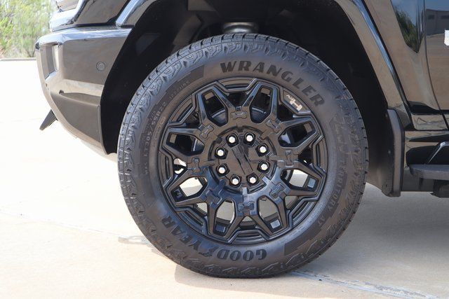 2025 GMC Hummer EV SUV 2X - 8