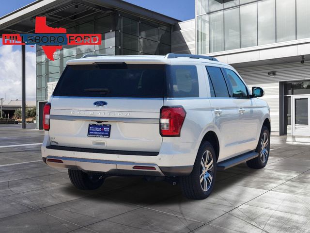 2024 Star White Metallic Tri-Coat Ford Expedition XLT 4X4 SUV