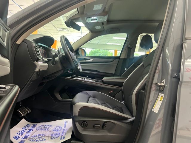 Used 2024 Volkswagen Atlas SUV
