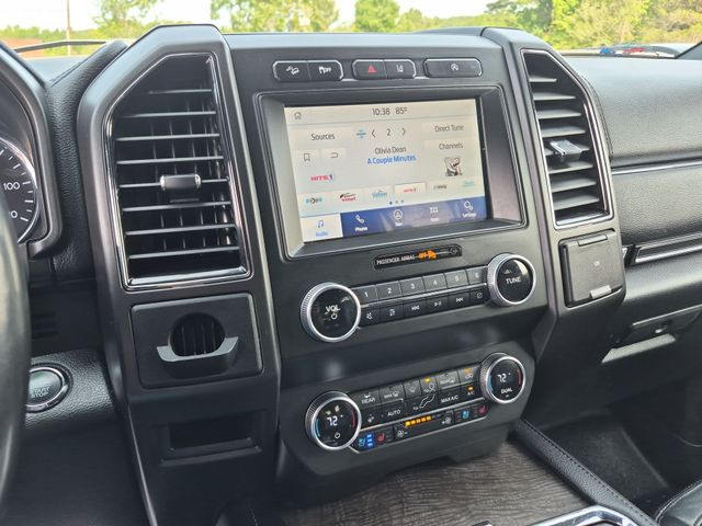 Used 2020 Black Ford Limited image 24