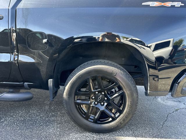 Used 2023 Black Chevrolet Custom image 10