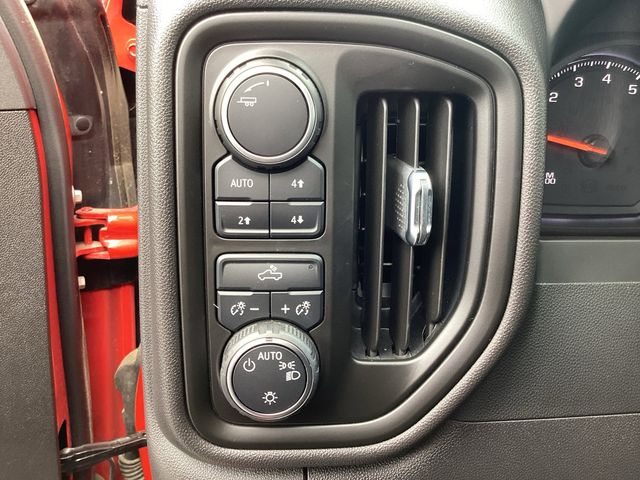 Used Car 2023 Chevrolet Silverado 1500  Custom Trail Boss For Sale Under $40,000 In San Antonio, Texas