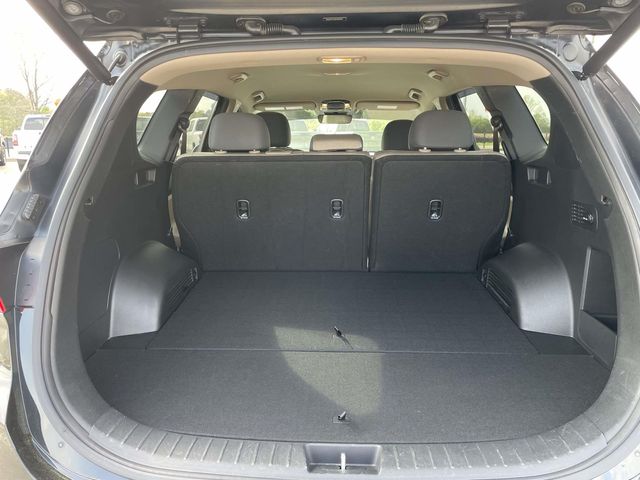 Used 2023 Black Hyundai SEL image 8