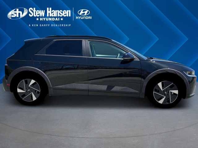 New 2026 Black Hyundai SEL image 9