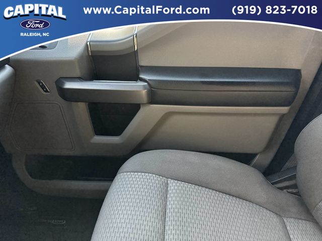 Used 2020 Silver Ford XLT image 28