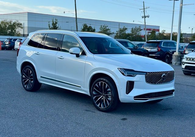 2026 Volvo XC90 B6 Plus 7-Seater