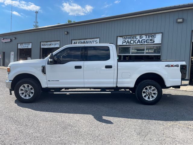 2022 Ford F-250SD XLT - Oxford White exterior view 4
