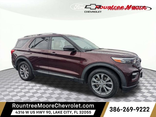 Red (Burgundy) 2022 Ford Explorer Limited AWD SUV / Crossover All-Wheel Drive Automatic