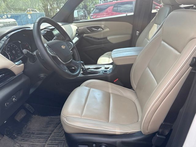 2023 Summit White Chevrolet Traverse Premier AWD SUV