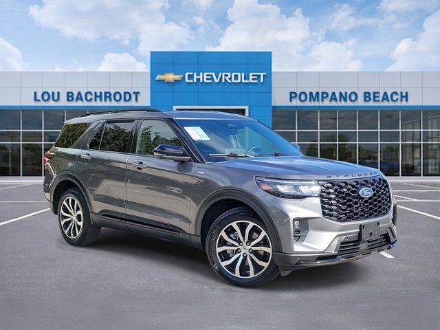 2025 Ford Explorer ST-Line AWD