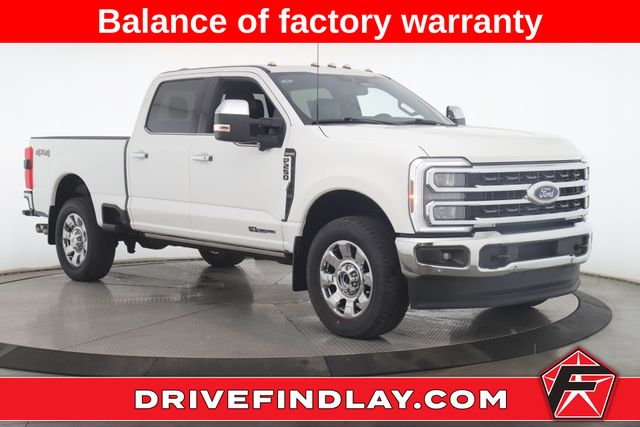 White 2026 Ford F-250 Super Duty Pickup Truck Four-Wheel Drive Automatic