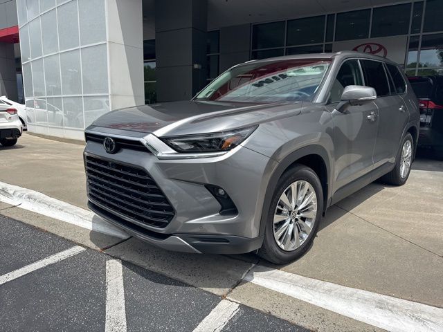 2026 Toyota Grand Highlander Platinum - Photo 2