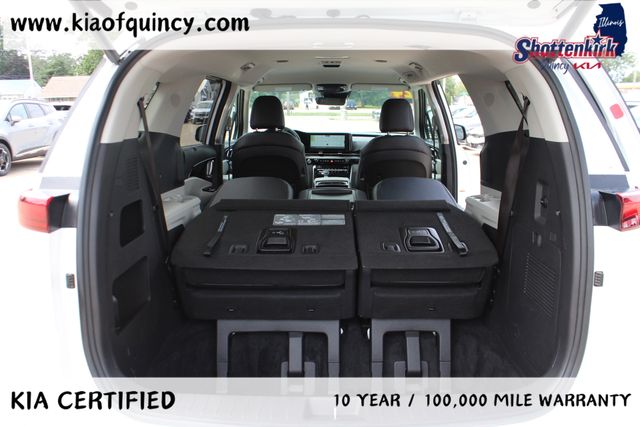 Used 2024 Kia Carnival Van