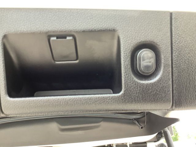 Used 2020 Summit White Chevrolet Premier image 25