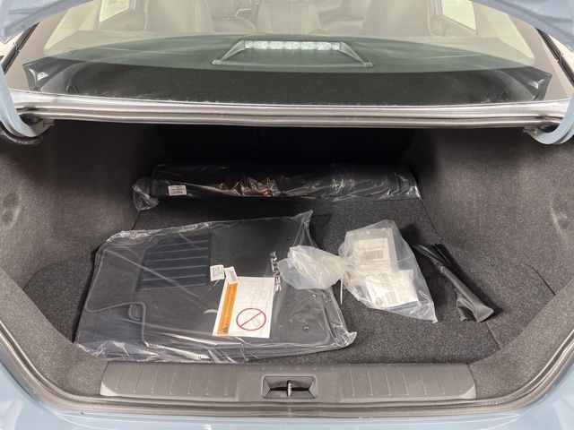 2025 Atlantic Gray Metallic/Super Black Nissan Sentra SR FWD Sedan