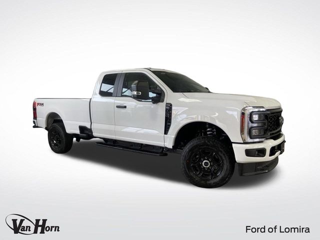 2025 Ford F-350 Super Duty XL SuperCab LB 4WD